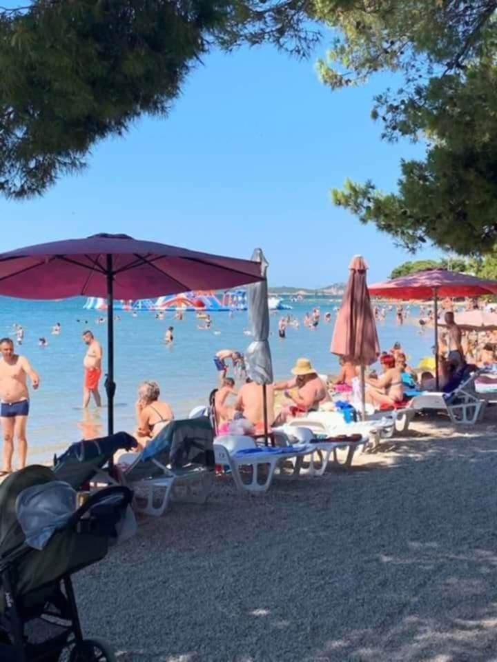 Authentic Camping Dalmatia Pirovac Exteriör bild