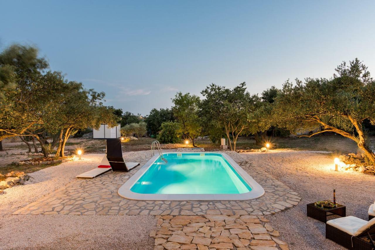 Authentic Camping Dalmatia Pirovac Exteriör bild
